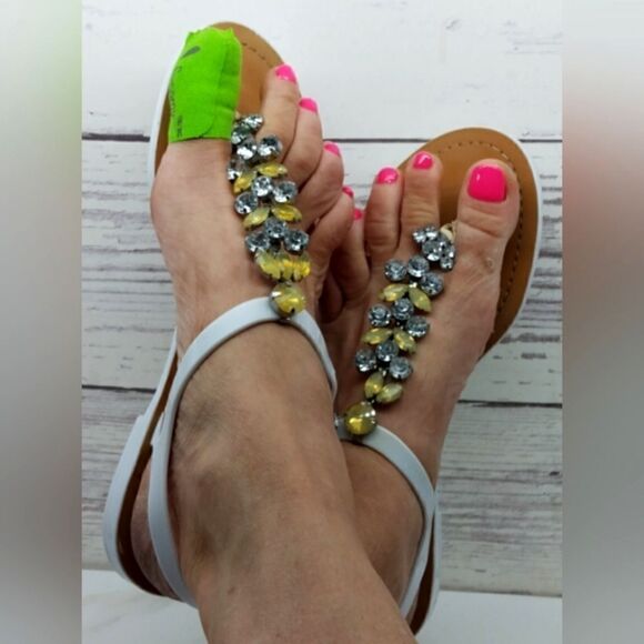 Ivanka Trump Rhinestone Jewel Strappy Sandals Shoes Sz - Picture 15 of 16